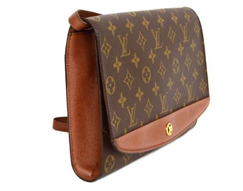 felicia louis vuitton|Louis Vuitton monogram clutch.